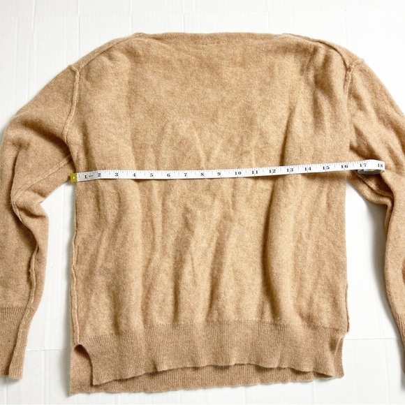 FREE PEOPLE Women’s Camel Harmony 100% Cashmere V-Neck Sweater - XS - Picture 10 of 13